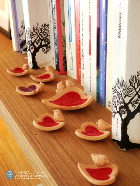 Série de cœurs rouges.